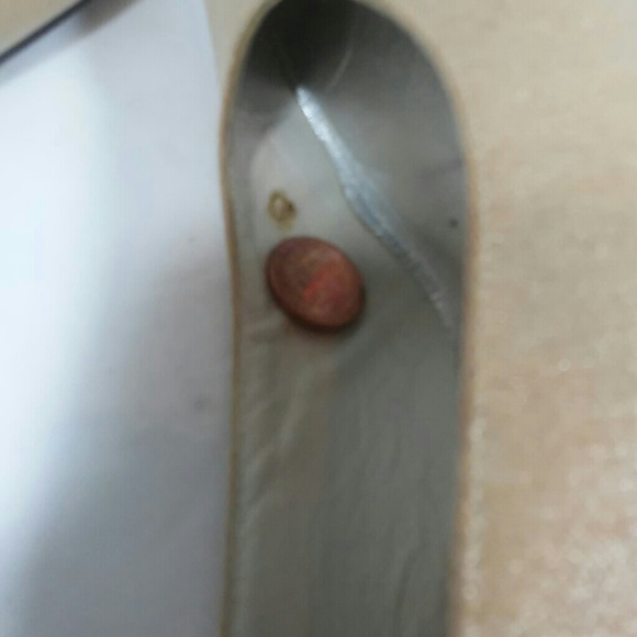 Women's creme stuart weitzman heels size 6 1/2 A A - Picture 5 of 7